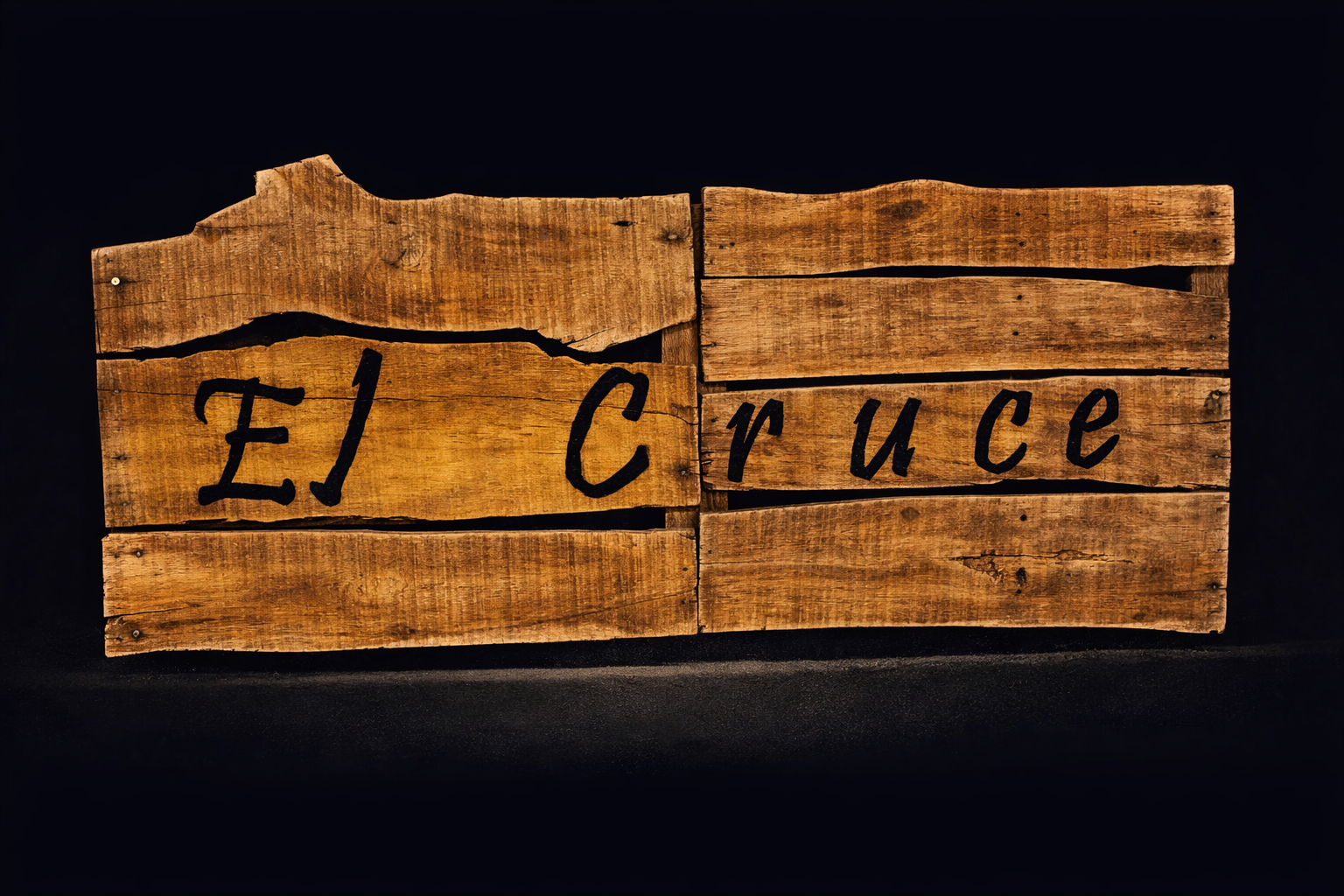 Logo El Cruce grabado en madera